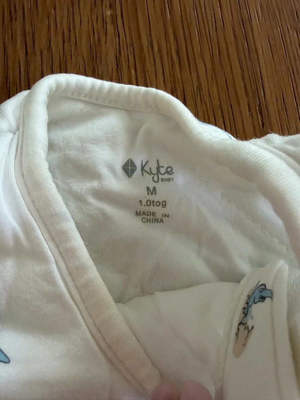 Kyte BABY White Sleep Bag (M) with Light Blue Dinosaur Print